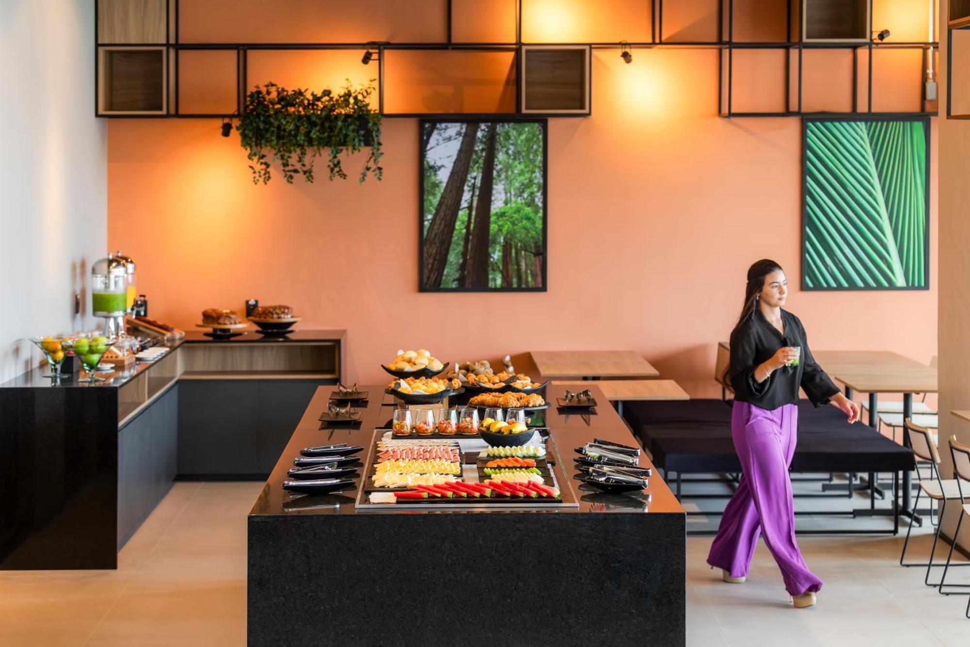 Ibis Tubarao Hotel Exterior photo